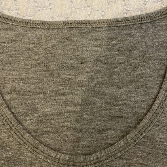 Lululemon Gray Cropped Twisted Front Top Size 4 - Picture 3 of 5
